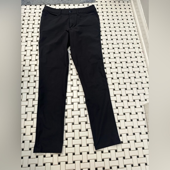 Lululemon Athletica Men's Classic Black Dress Pants - Picture 1 of 7
